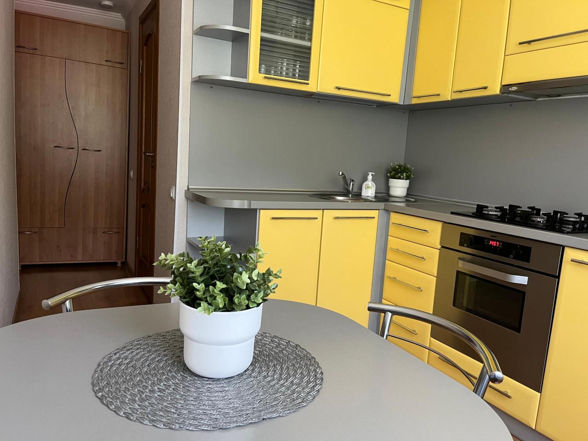 Center Two Bedroom Apartment Daugavpils Exterior photo